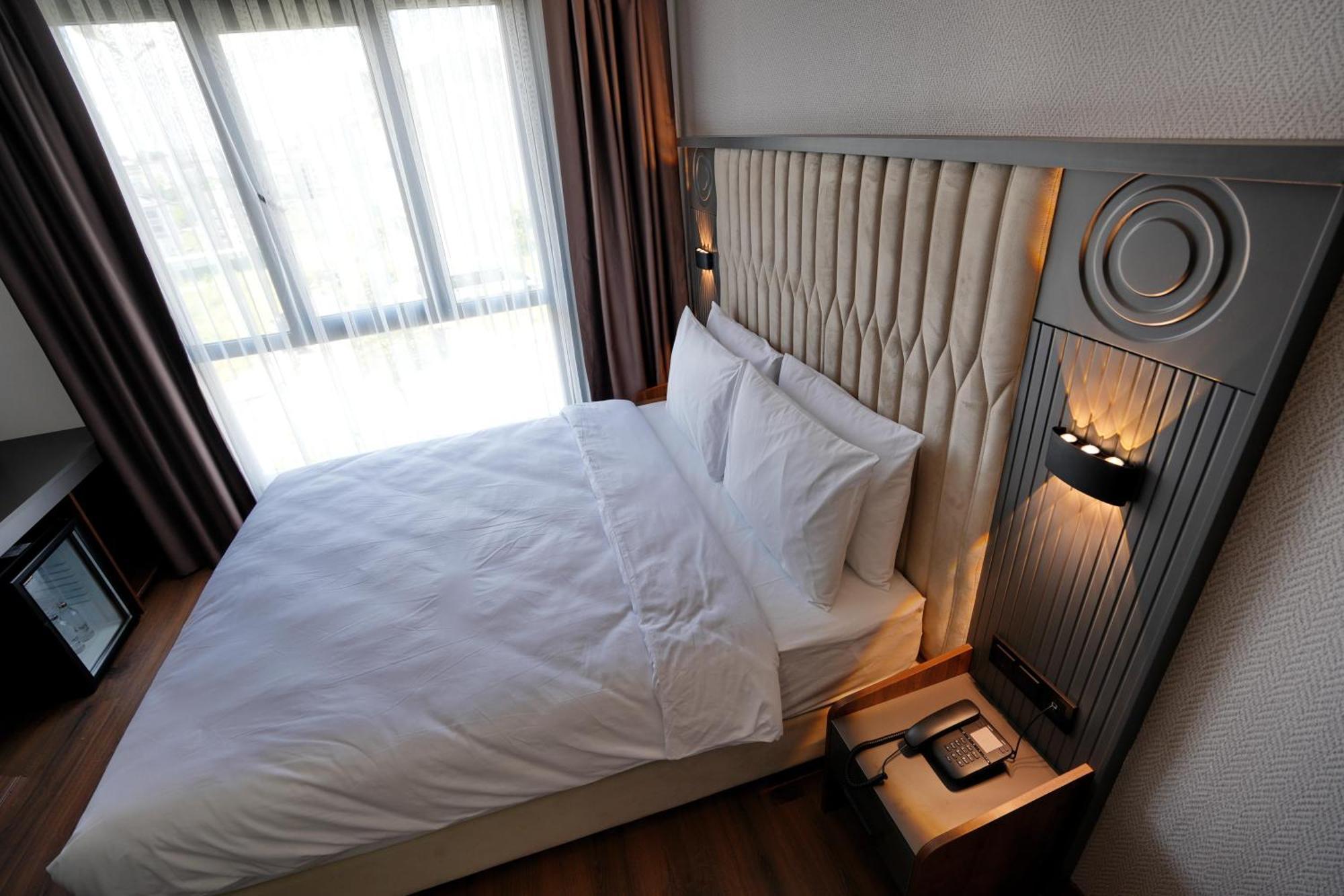 Shelton Airport Hotel Arnavutkoy Eksteriør billede